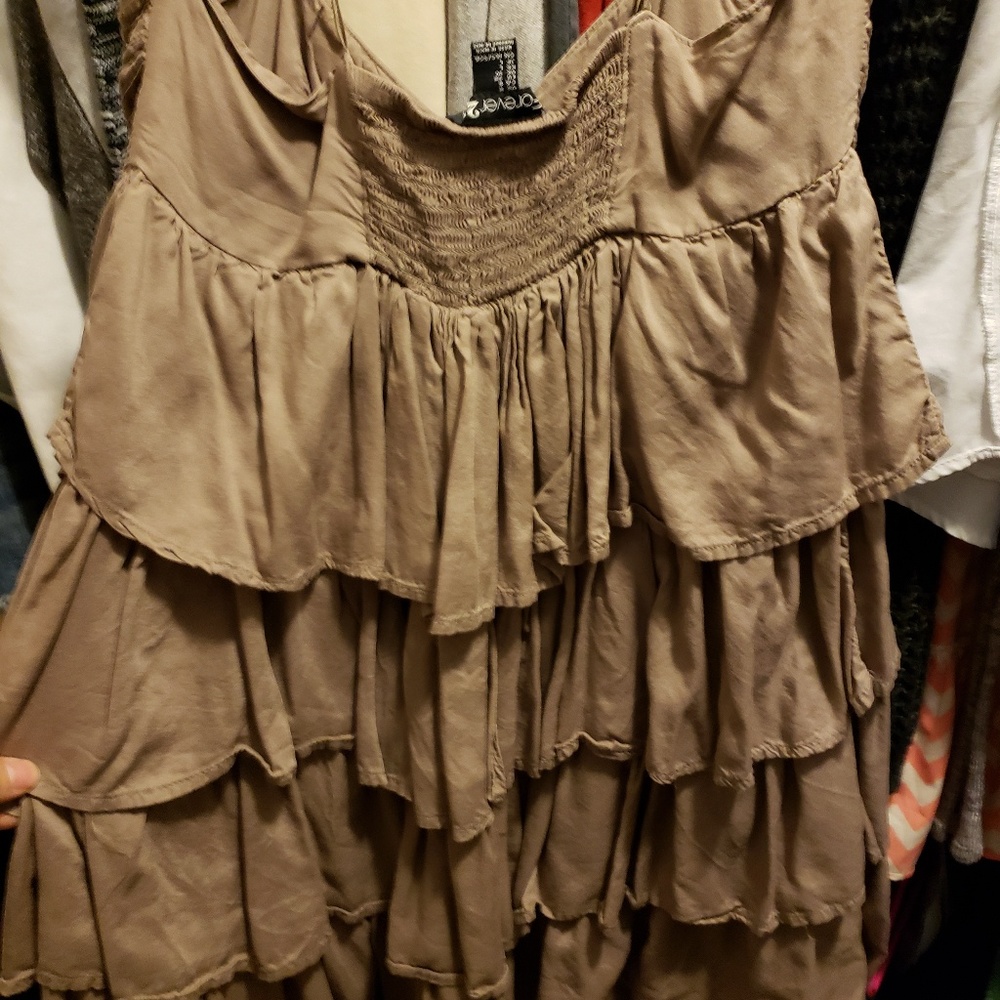Dress - Picture 2 of 3